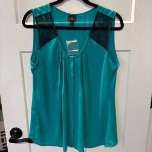NWT Worthington Teal Green Pleated sleeveless shell tank w black lace detail